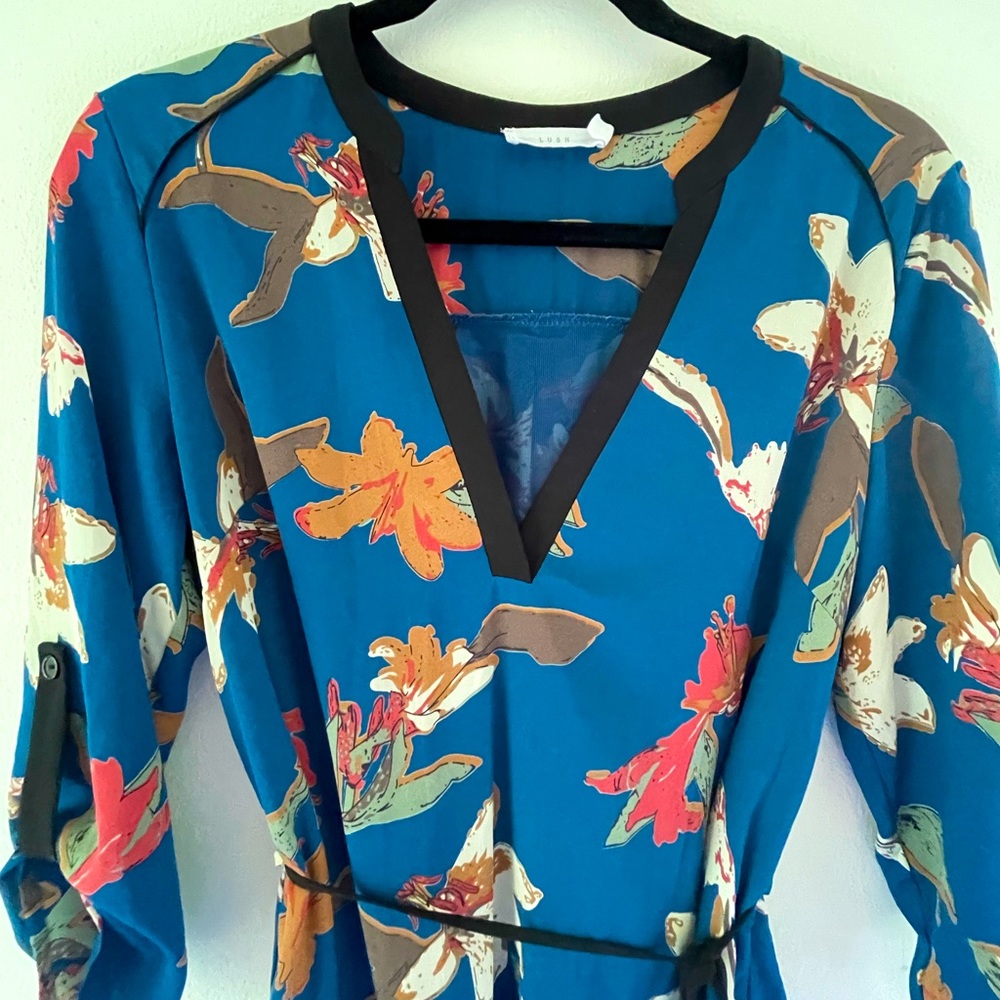 Lowered! 💥 Women’s Dry Goods Floral 3/4 Sleeve Dress (w/ removable drawstring)